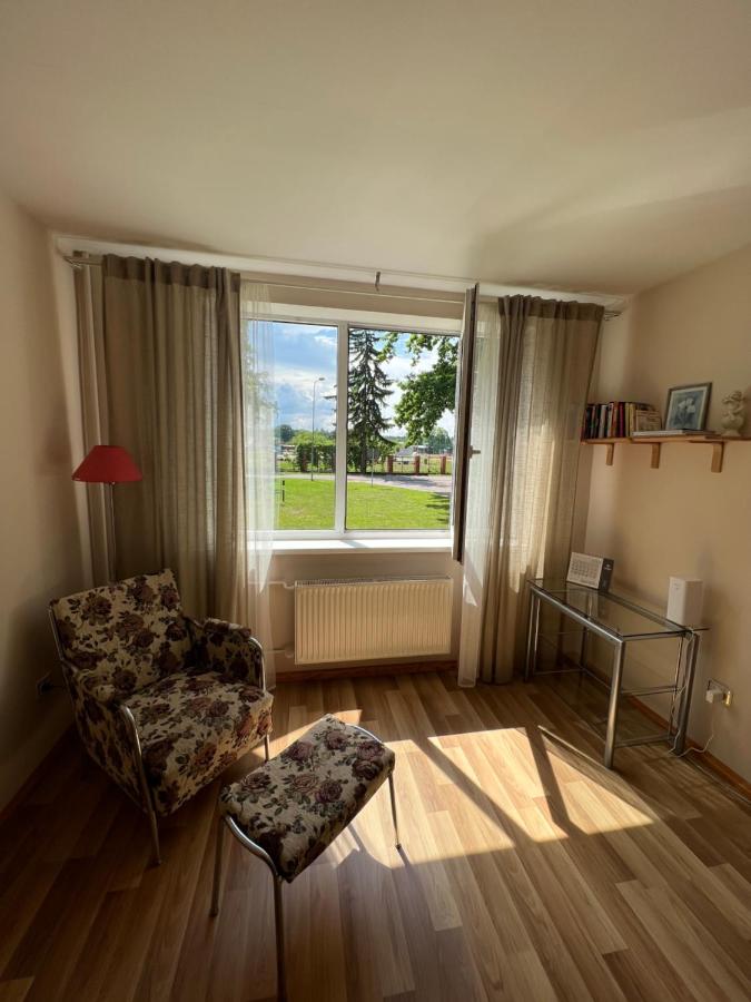 Cozy Grandmas place in beachtown Carnikava - B&B