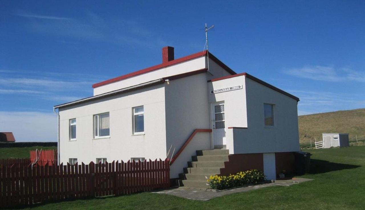 House at the Arctic Circle - Grímsey - B&B