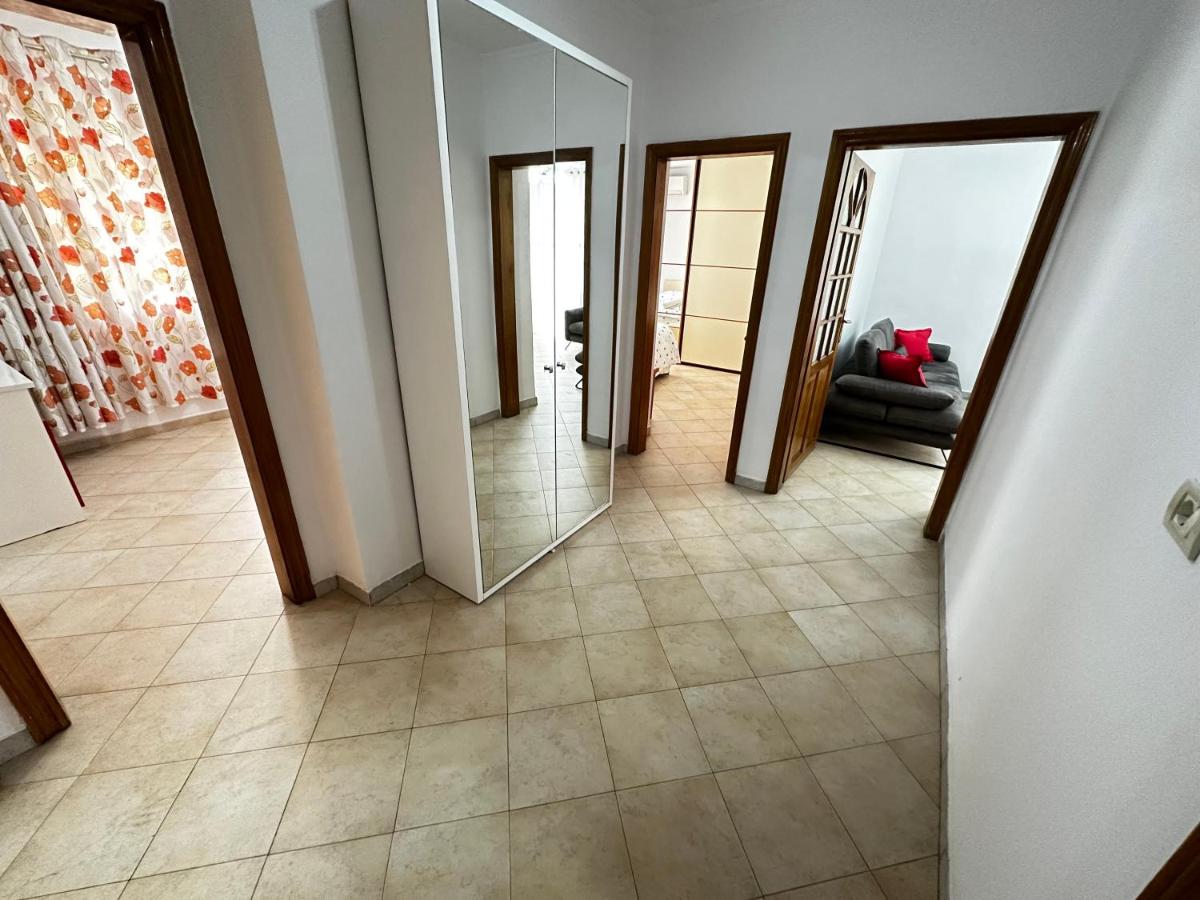 Drions Apartment. 3 Bedroom - B&B
