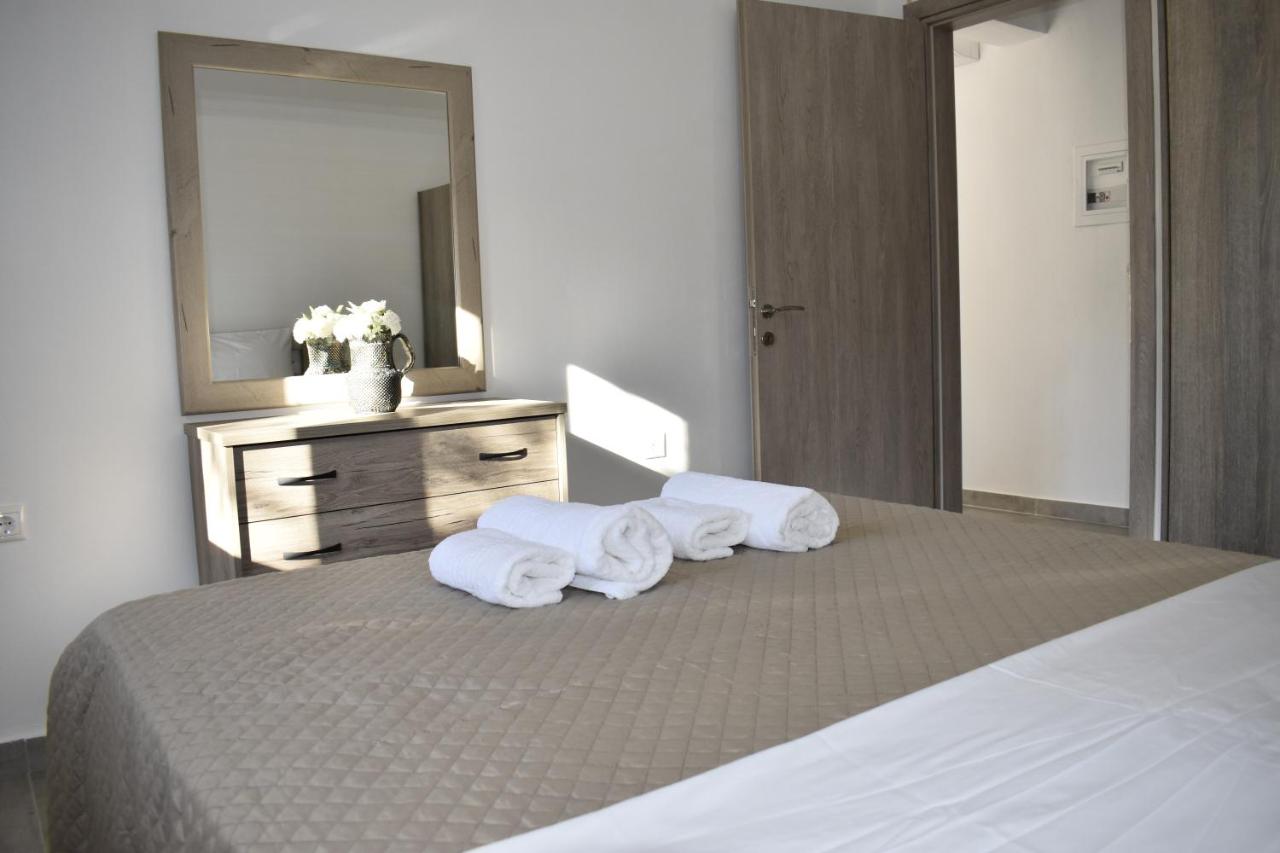 Irina's Apartment 2 - Bed and Breakfast