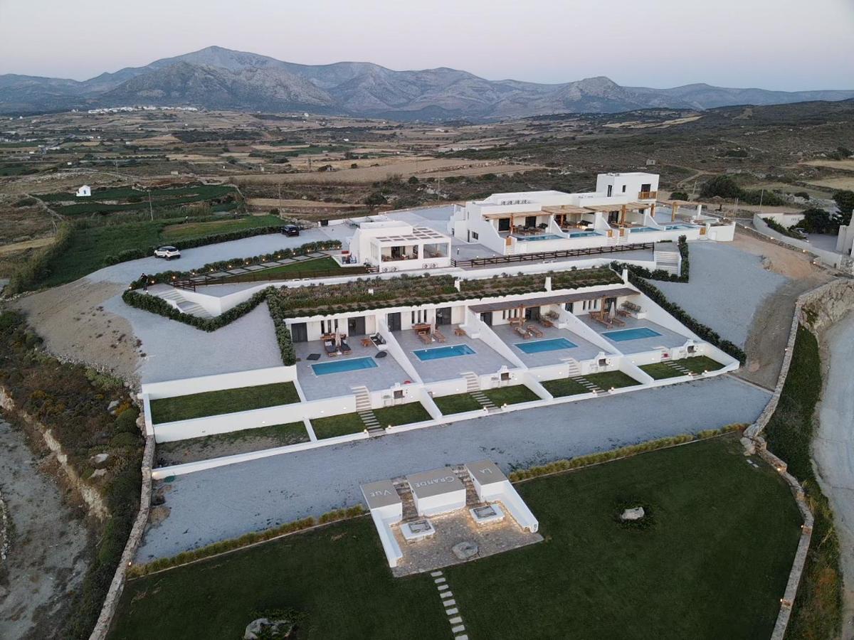 B&B Vivlos - La Grande Vue-Private hilltop villas with private pools - Bed and Breakfast Vivlos