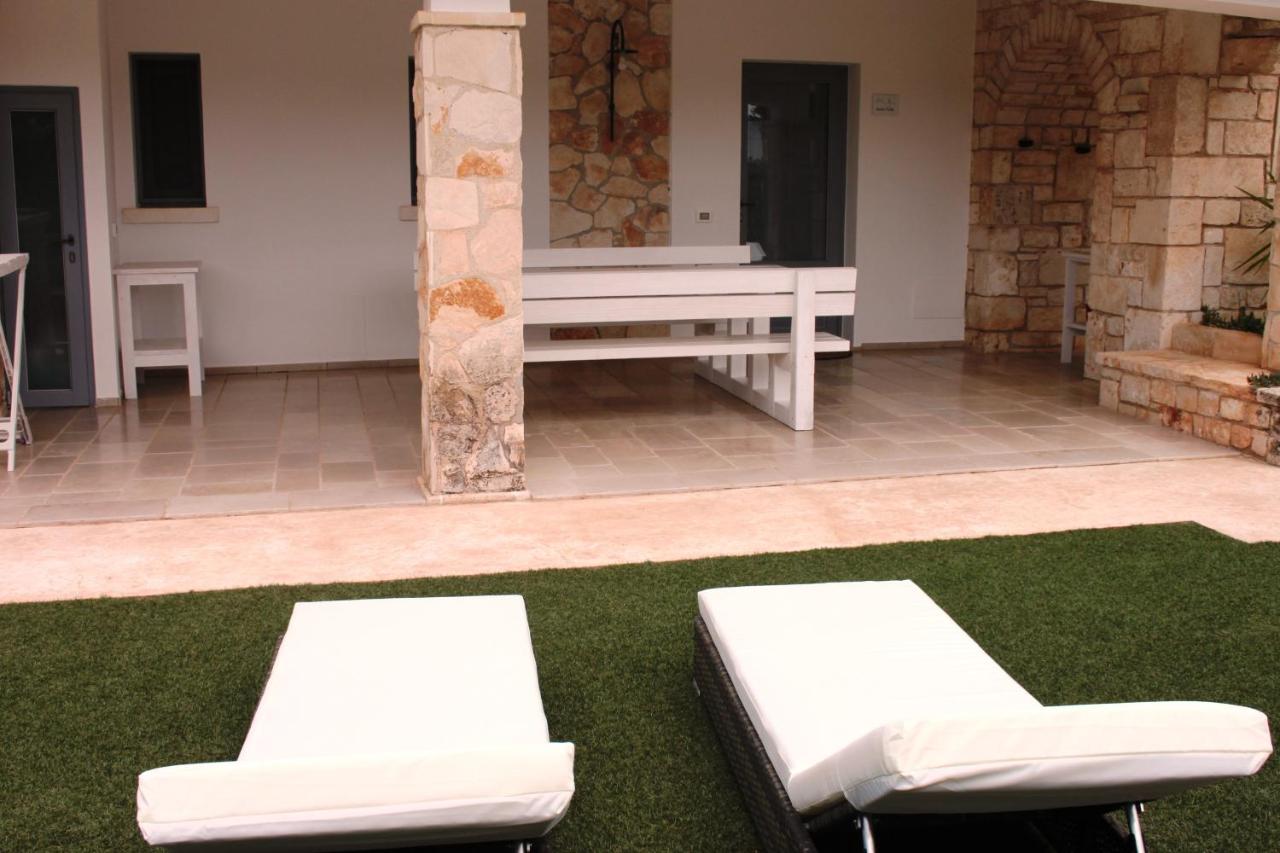 Deluxe One-Bedroom Apartment with Garden View