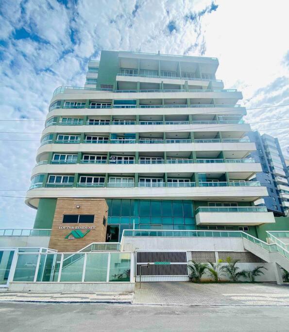 Studio 402 Salvador, Fantástico, com Vista Mar, no Bairro de Jardim Armação, a 300m do Novo Centro de Convenções de Salvador - CCS e do Parque dos Ventos - Bed and Breakfast Salvador