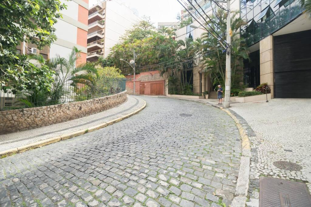 Cobertura duplex com piscina em Copacabana - B&B