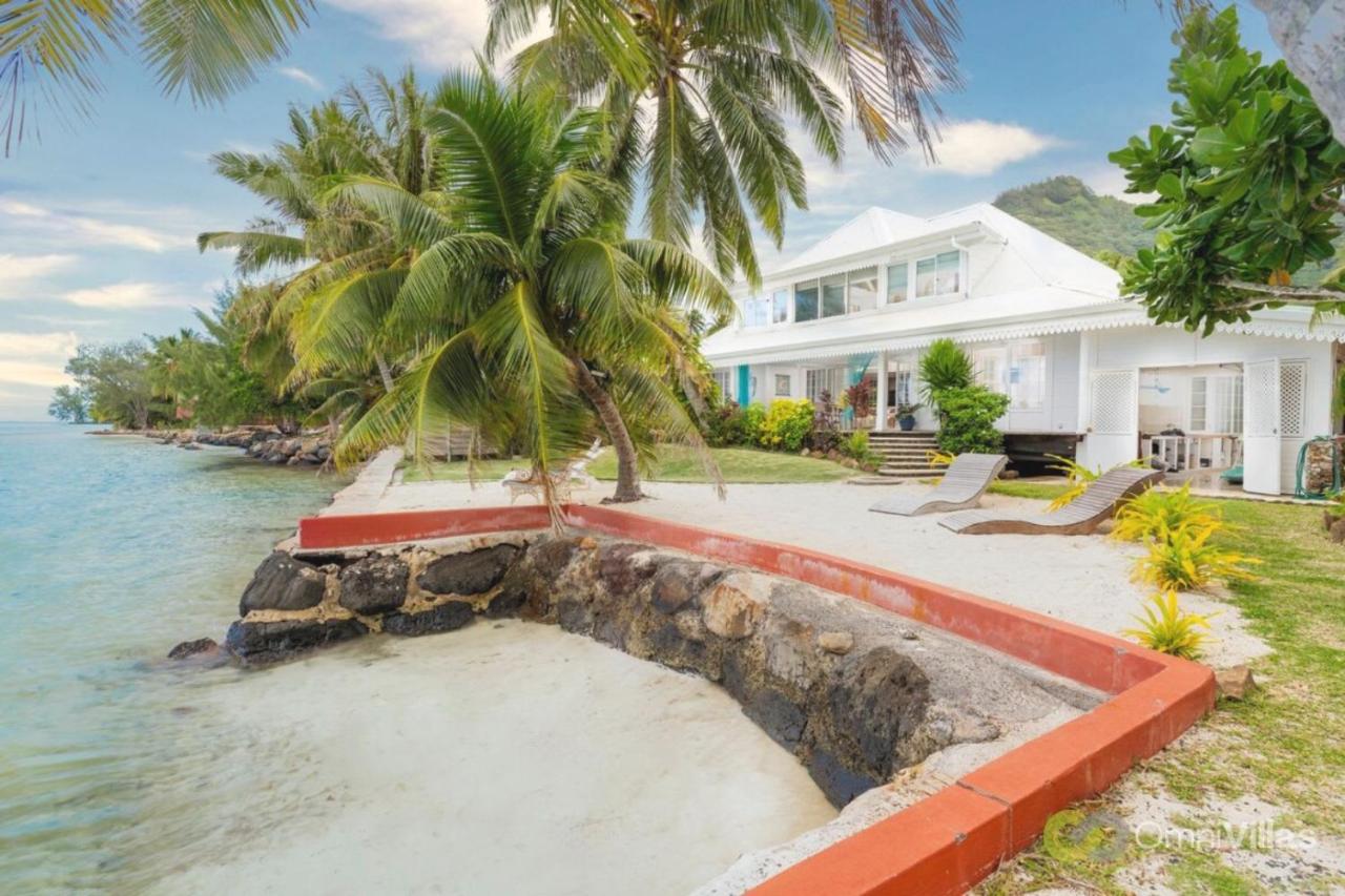 Luxurious 4BR Villa - B&B