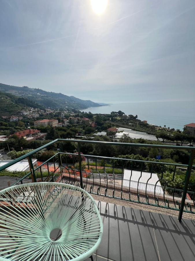 Chambre Lit King-Size avec Balcon