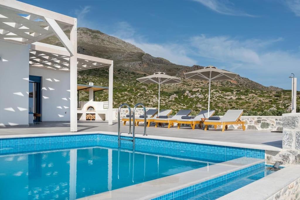 Villa Siriatis II Seaview - B&B Keramés