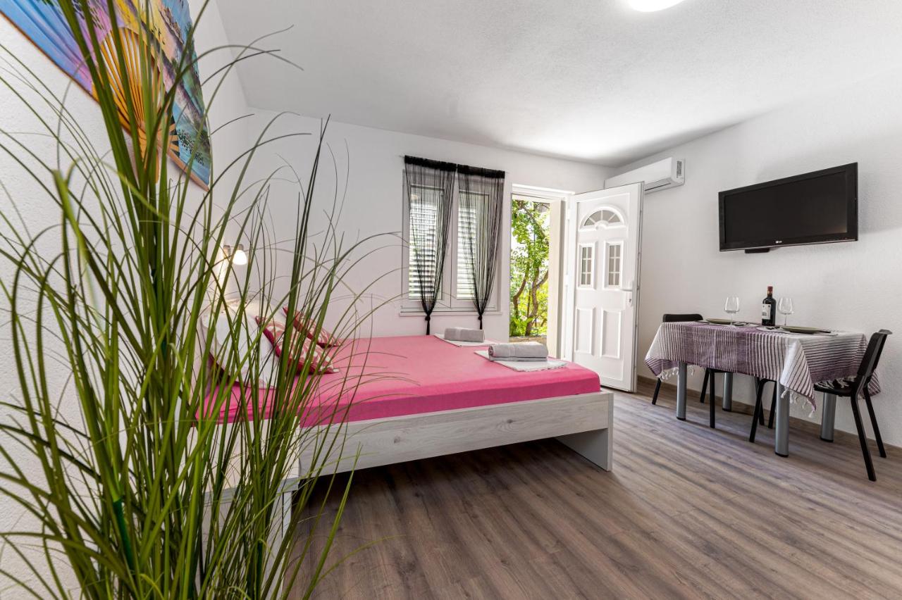Apartment mit Gartenblick