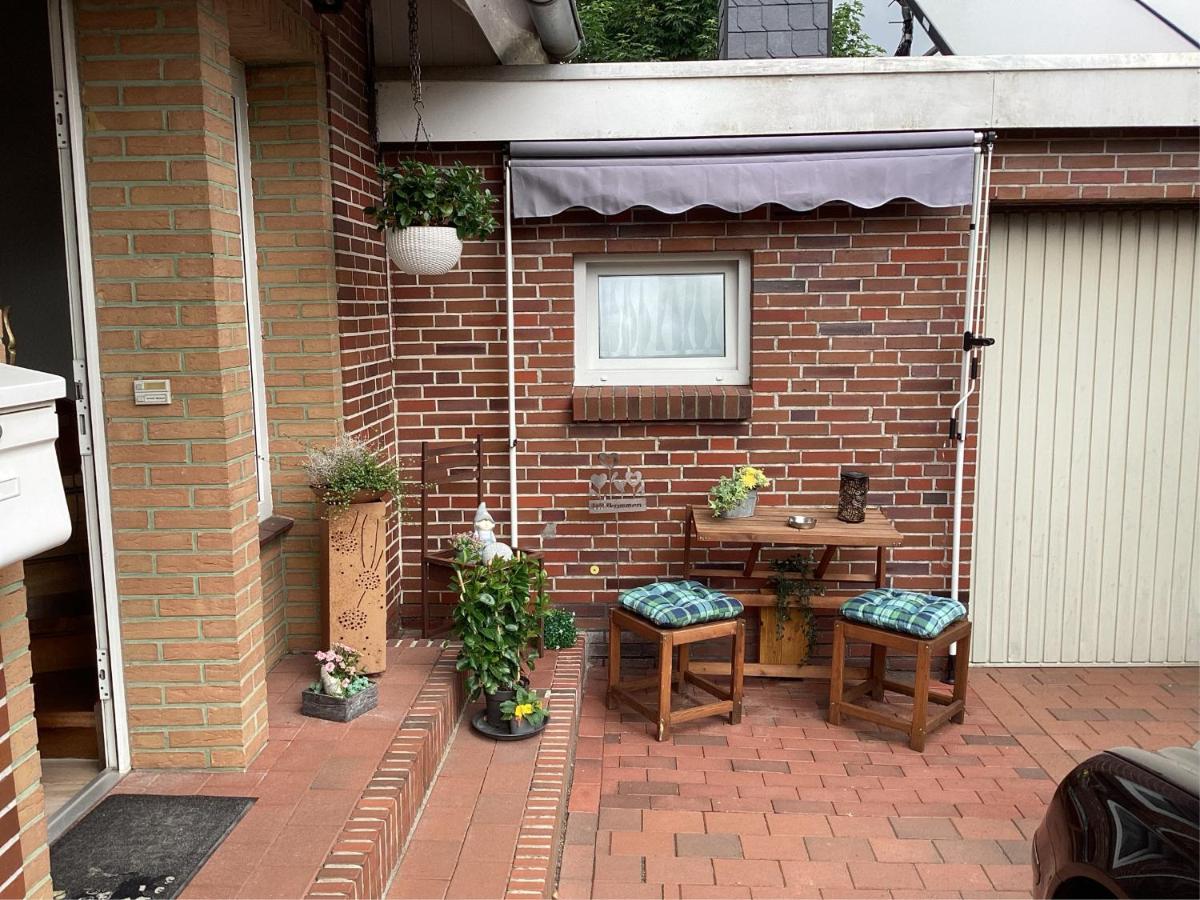 Gästehaus Steffen - Bed and Breakfast Upgant-Schott