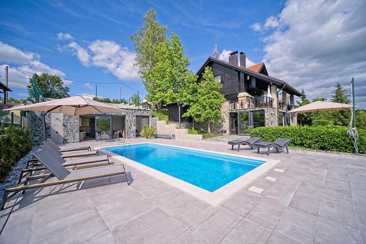 Kuća za odmor Amarie 4* - B&B Karlovac