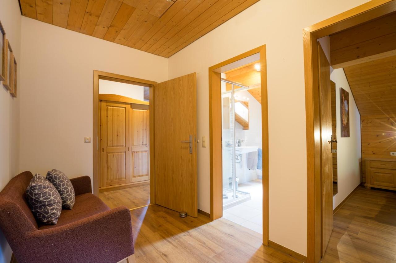 Apartment mit 2 Schlafzimmern und Balkon