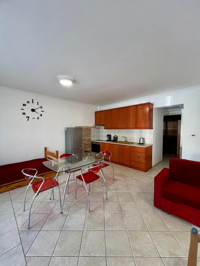 Hercules Apartments - B&B Nea Peramos