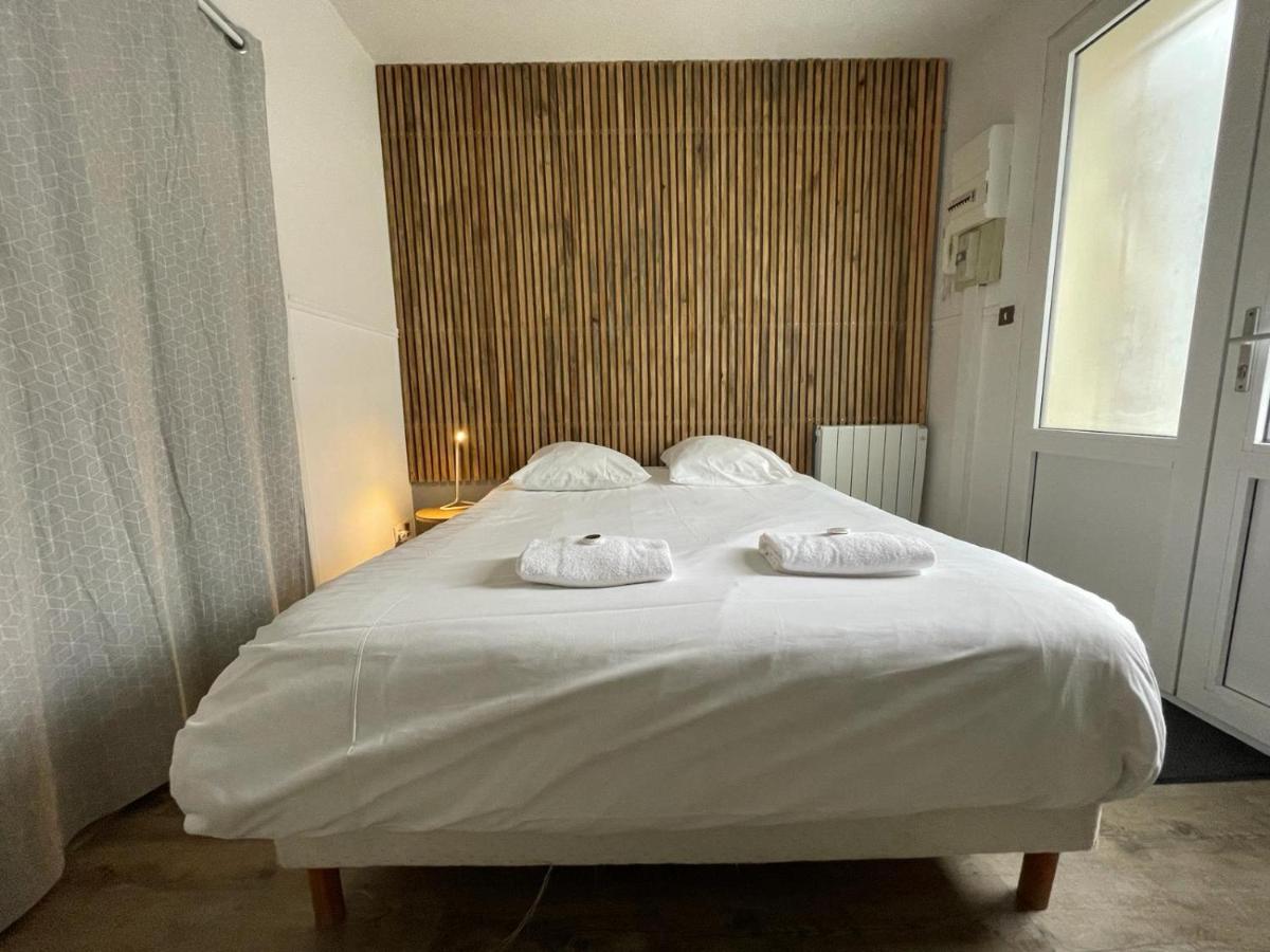 Studios dans l'hyper centre Bordeaux - Bed and Breakfast