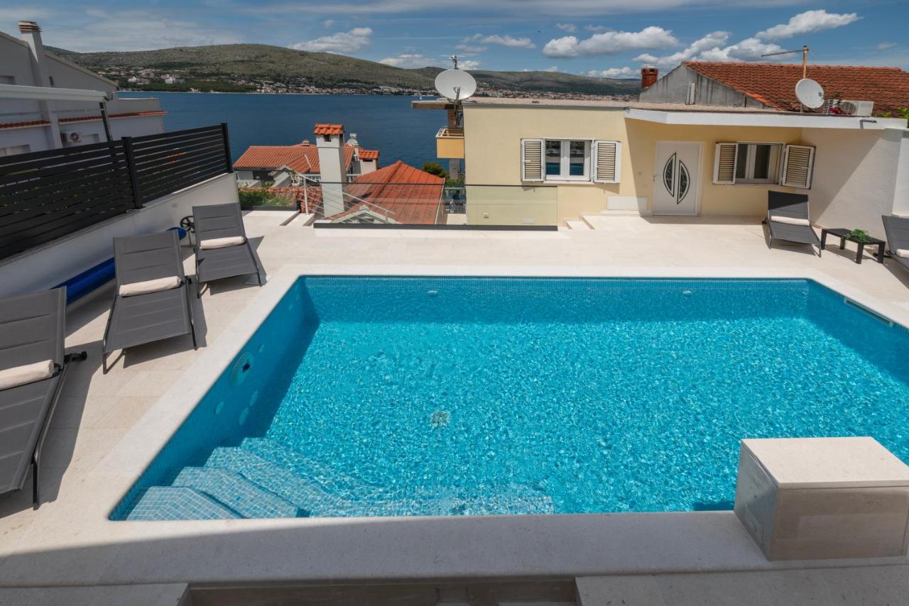 B&B Okrug Donji - Lavanda Residence with Heated Pool Trogir Split - Bed and Breakfast Okrug Donji