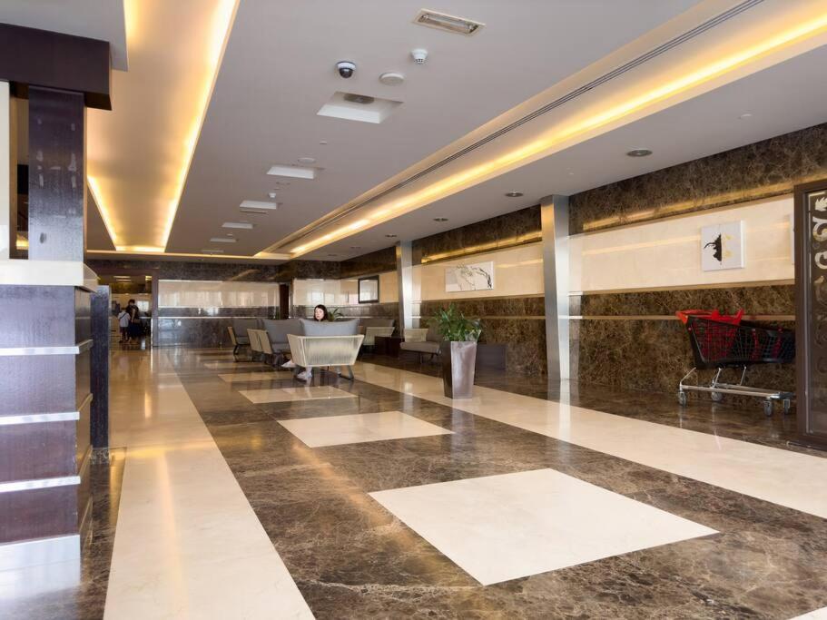 Elite Residence - 1BR Amazing Apartment with Sea View - B&B Dubai