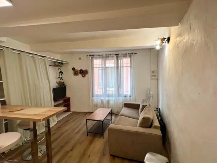 Studio centre historique à Carpentras - B&B
