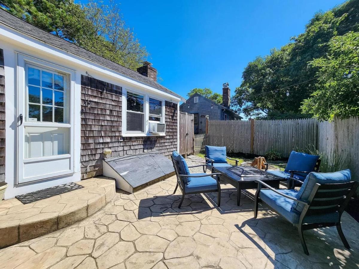 Charming Cape-Cod Cottage by Summer - Bed and Breakfast Dennis