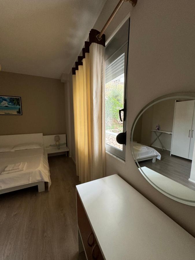 Apartment mit Balkon