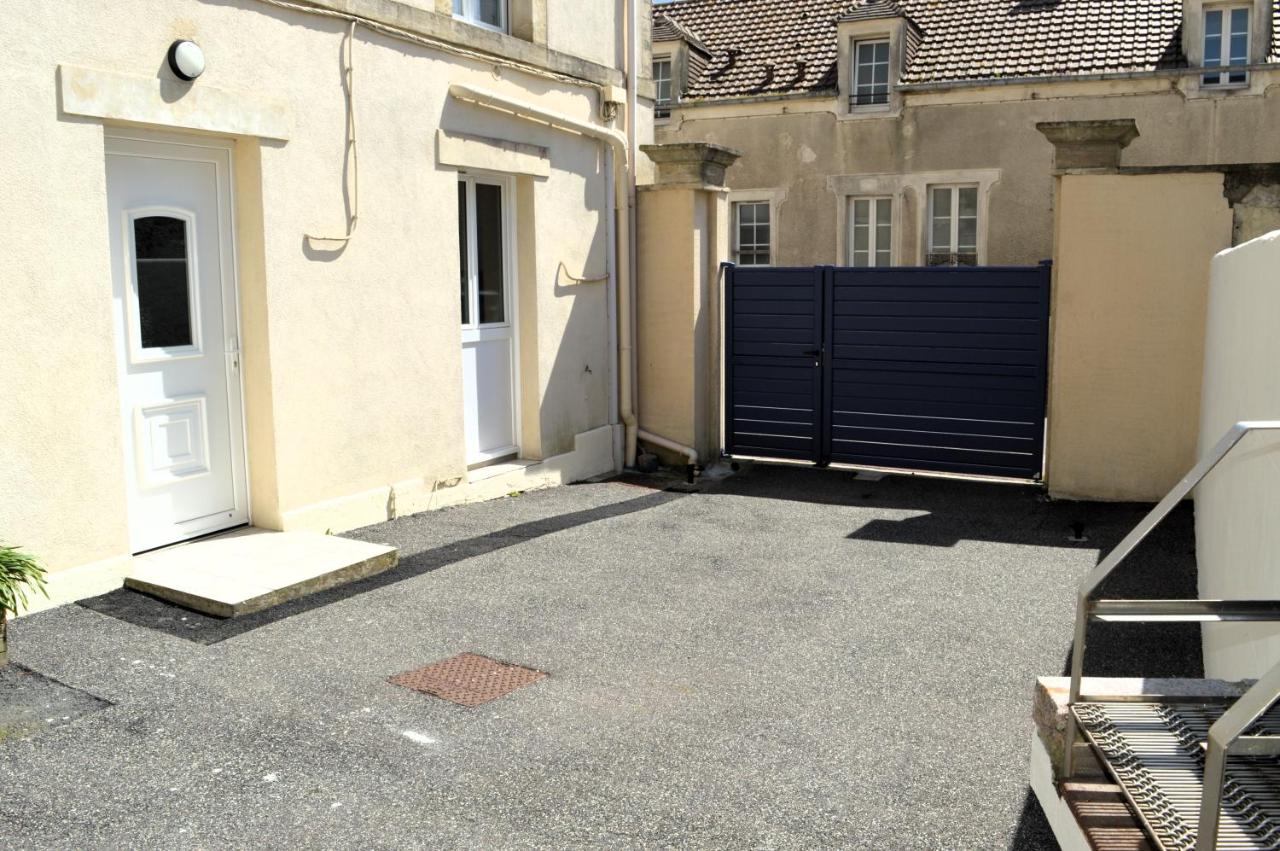 L'Artiste, moderne avec vue mer - cour - parking - B&B