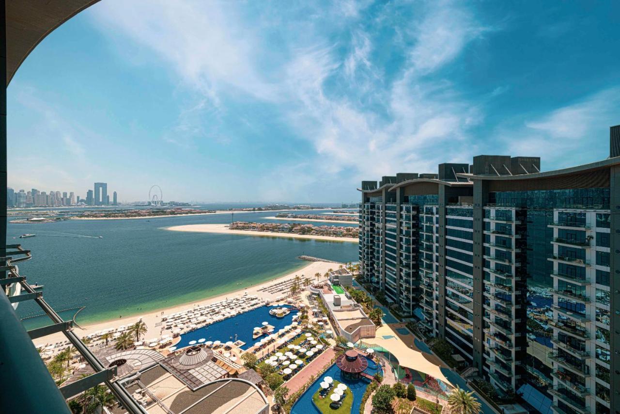 Palm Penthouse Sky Villa - Vast Terrace & Jacuzzi by Exclusive Holiday Homes - B&B Dubai
