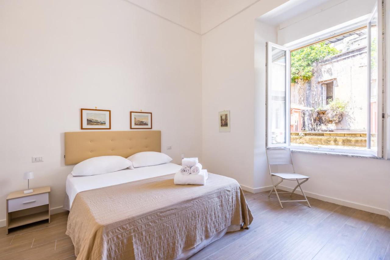 Terrazza Spaccanapoli By NapoliApartments - Ferienwohnung Neapel