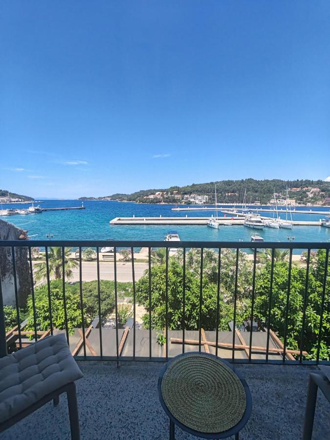 Hotel Dalmacija - Ferienwohnung Vela Luka