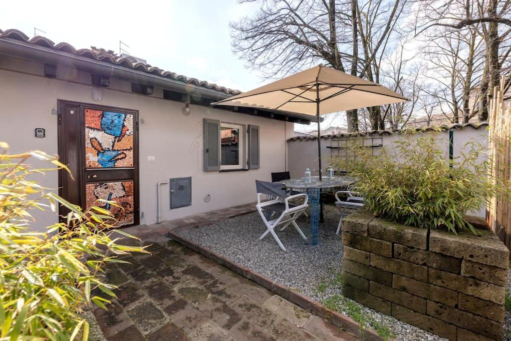 Antica legnaia - vita all'aperto in centro storico - Ferienwohnung