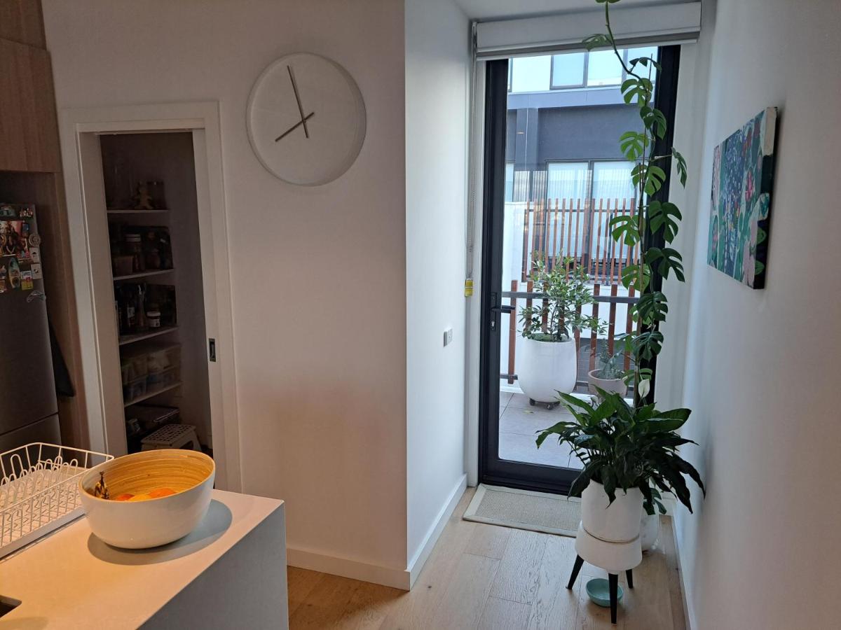 Wattle House at Highpoint - B&B Maribyrnong