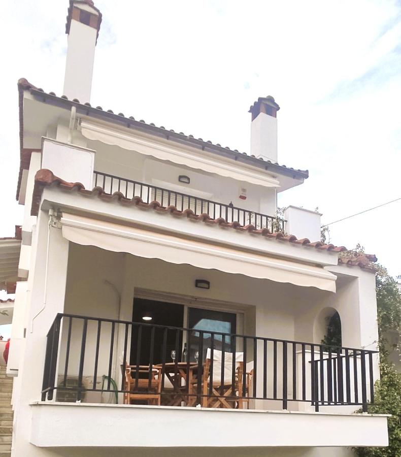 Geoponika apartments 1-2 - B&B Néa Kallikráteia