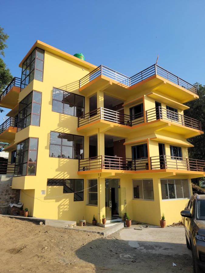 11 Gaon Homestay Lansdowne - B&B