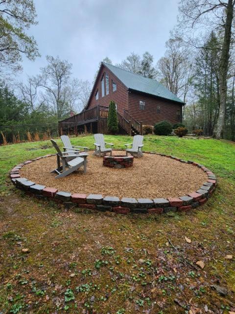 Doin All right - B&B Sevierville