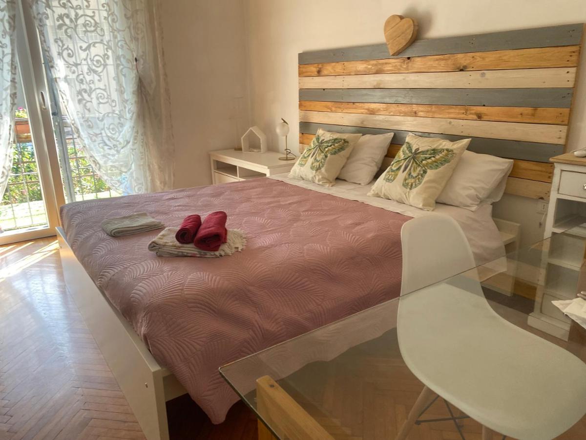 King Room with Balcony