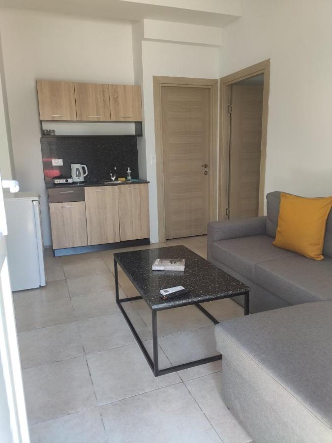 ARIEL, Chic Ohrid Studio Apartment - Ferienwohnung