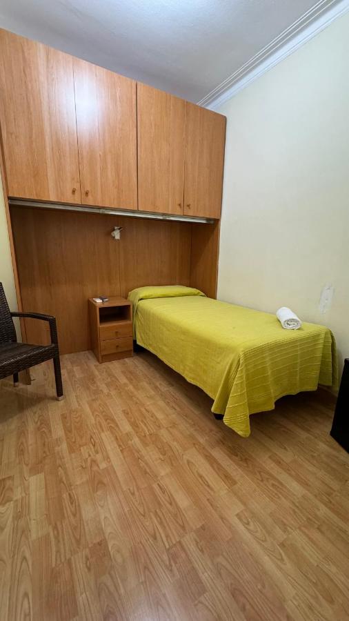 Single Room with Shared Bathroom
