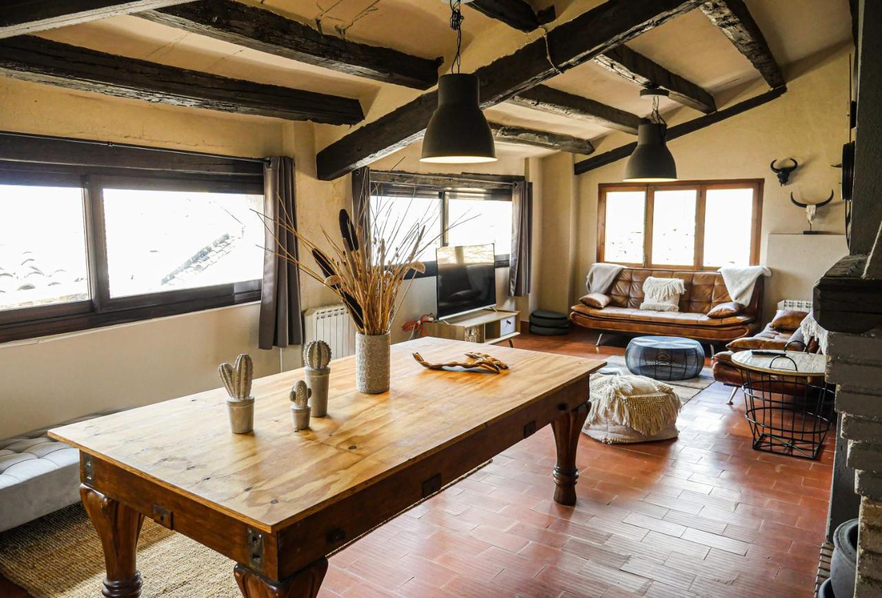 L'Amagatall de Talarn - Una casa familiar - B&B Talarn