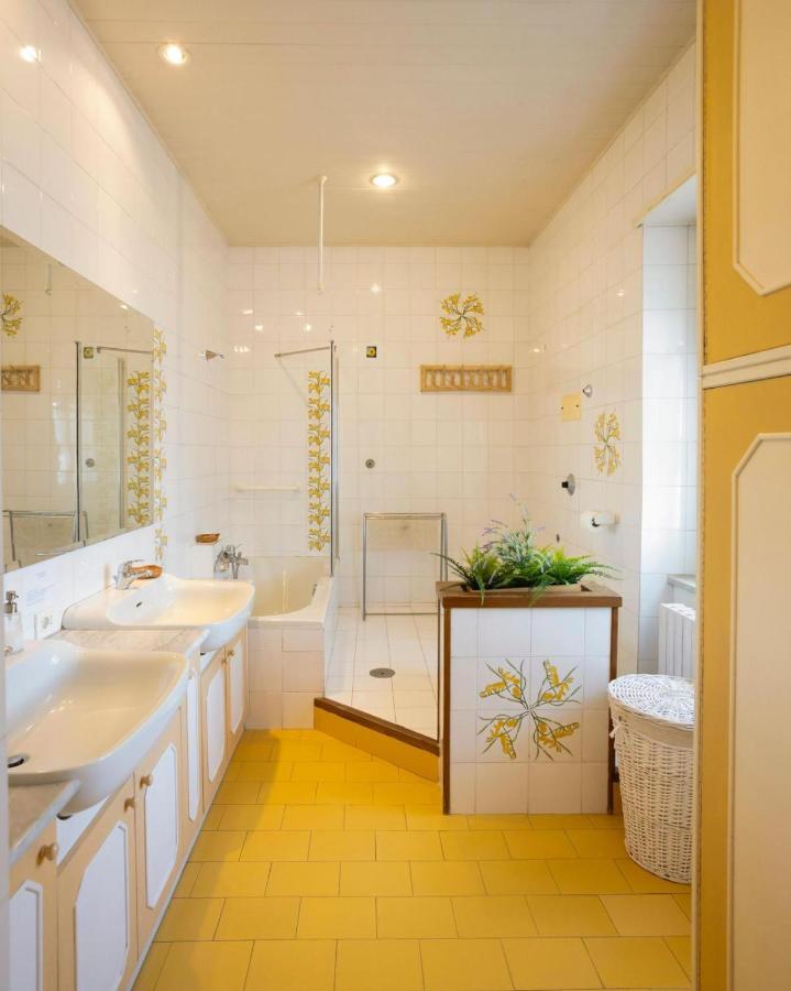 Camera Matrimoniale con Bagno Privato