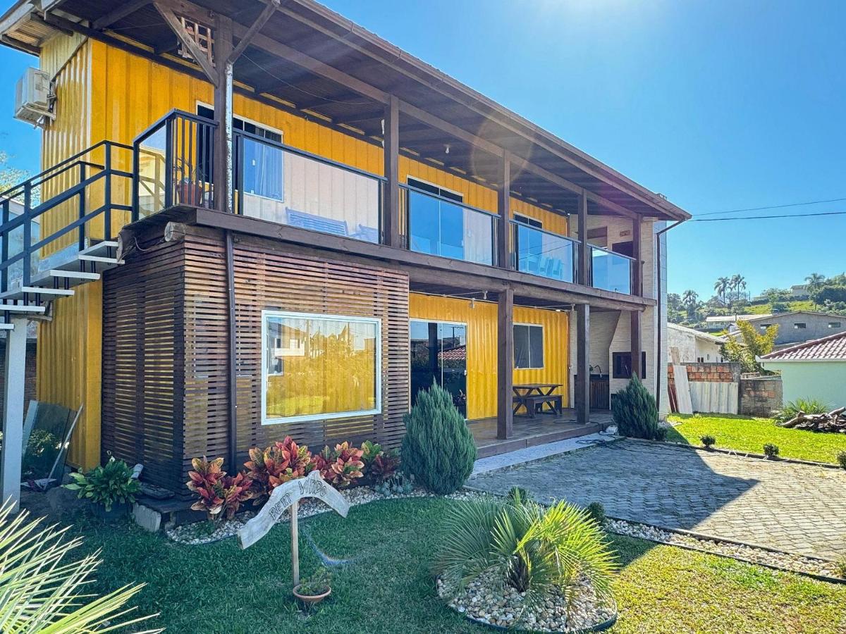 Contêiner Exclusivo - Praia da Gamboa - GAR001 - Bed and Breakfast