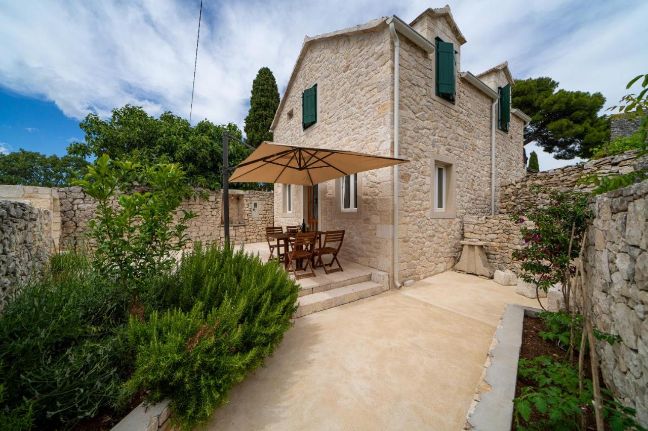 Heritage Island Escape - Casa Bola- Boutique Retreat - Ferienwohnung