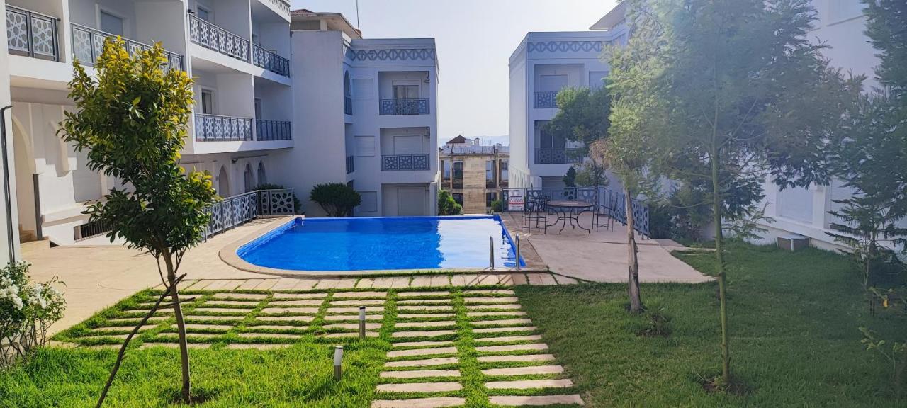 Magnifique Appartement de standing à Tanger avec Vue sur Mer et Accès Piscine - Chambres d'hôtes Tanger