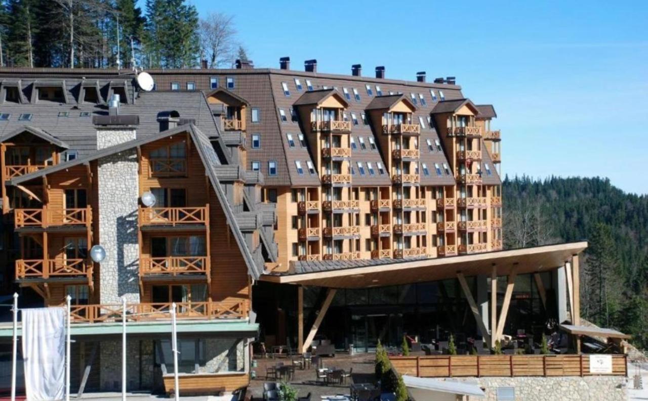 Apartmani VinVucko Jahorina u sklopu aparthotela Vucko privatni apartmani - Chambres d'hôtes Jahorina