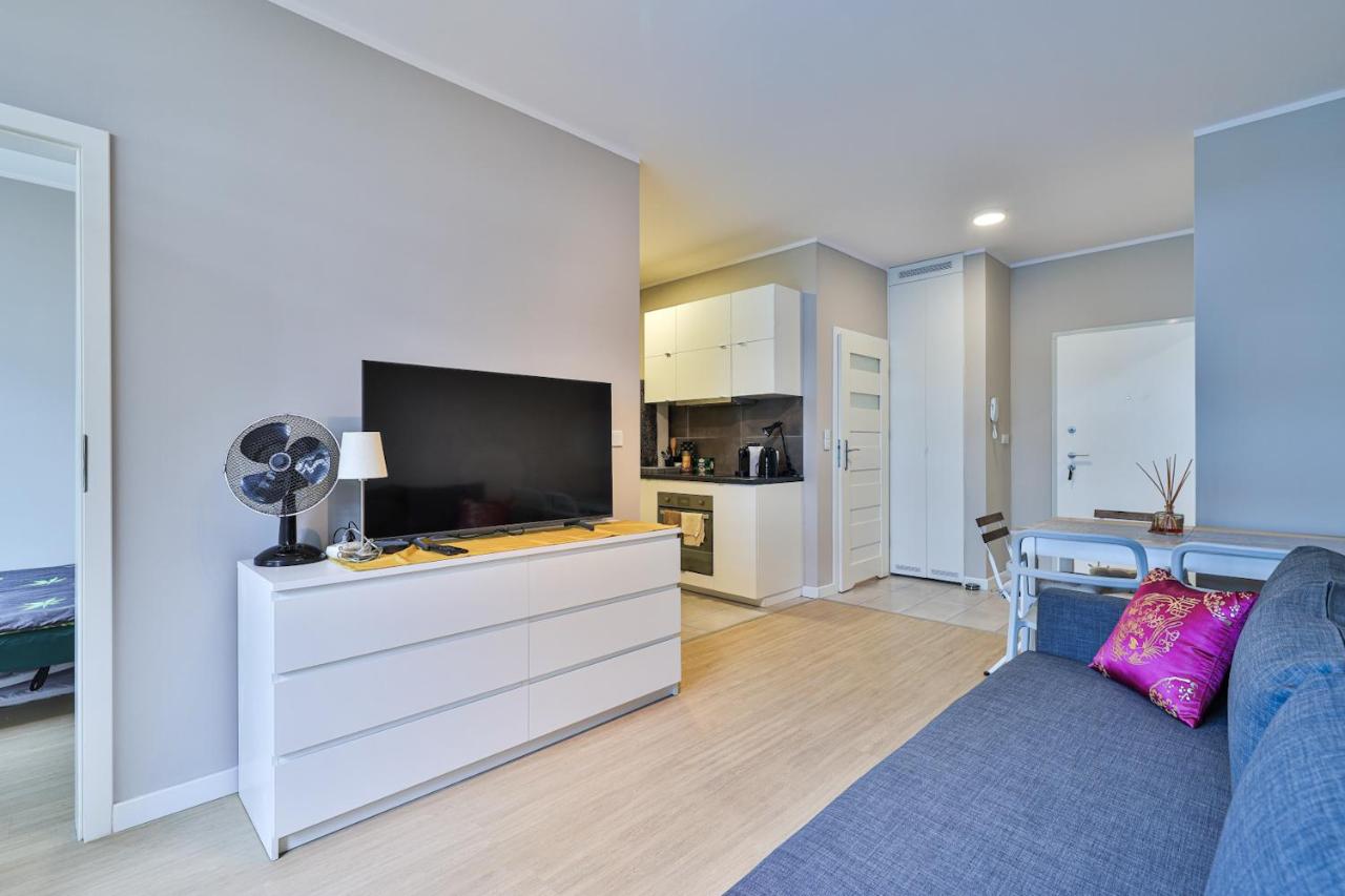 Airport Apartament Bokserska - B&B Warsaw