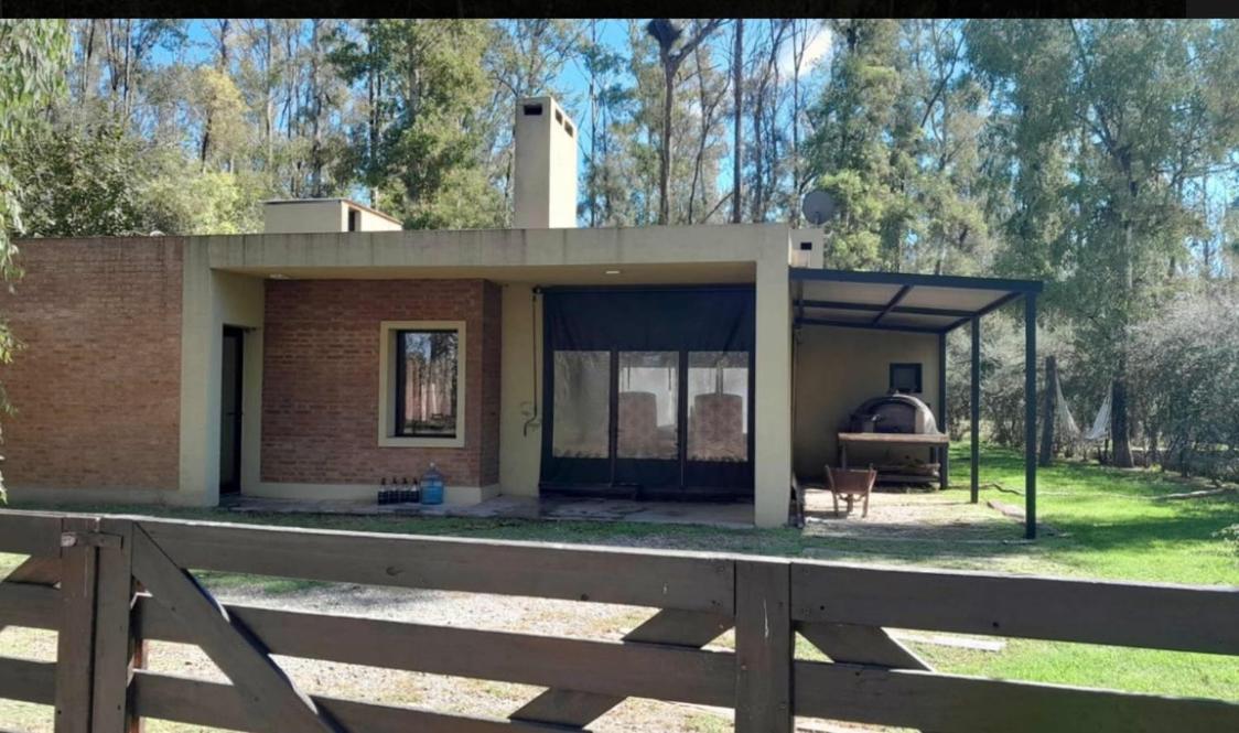 Campo Timbo casa con pileta - Chambres d’hôtes Rosario