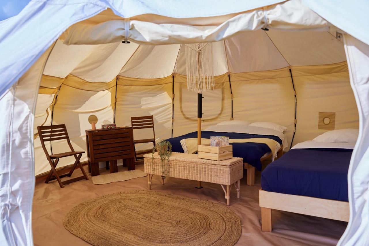 Tent Lotus Triple
