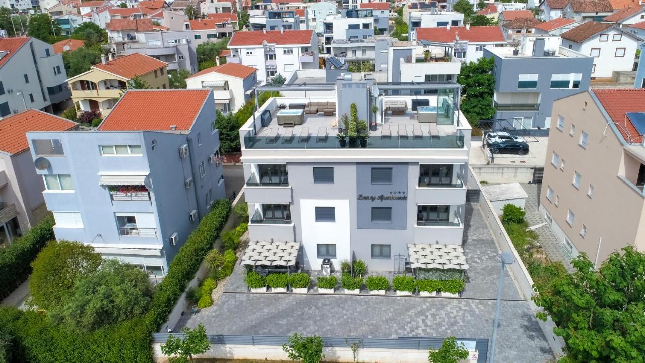 Luxus-Apartment mit 1 Schlafzimmer und Terrasse im Erdgeschoss