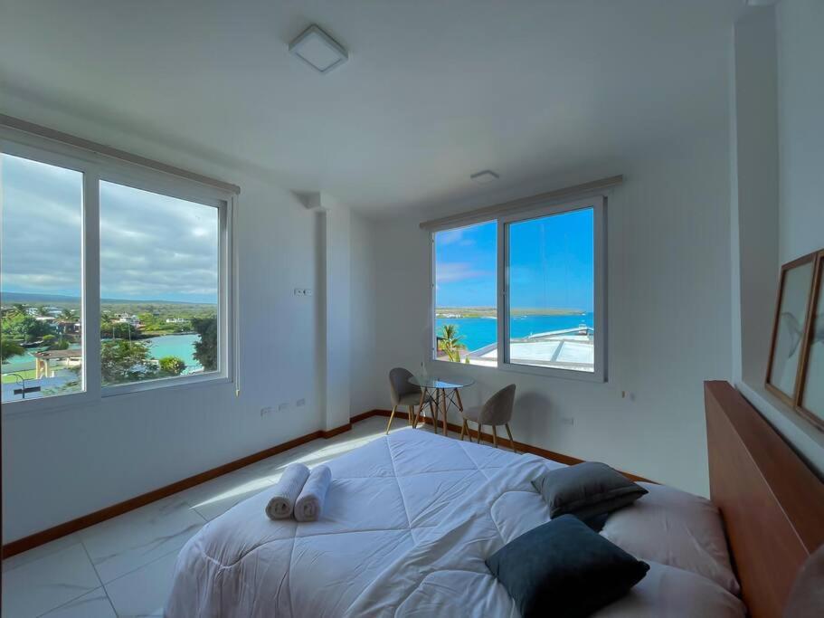 Moderna Suite con la Mejor vista al Mar - Chambres d'hôtes Puerto Ayora