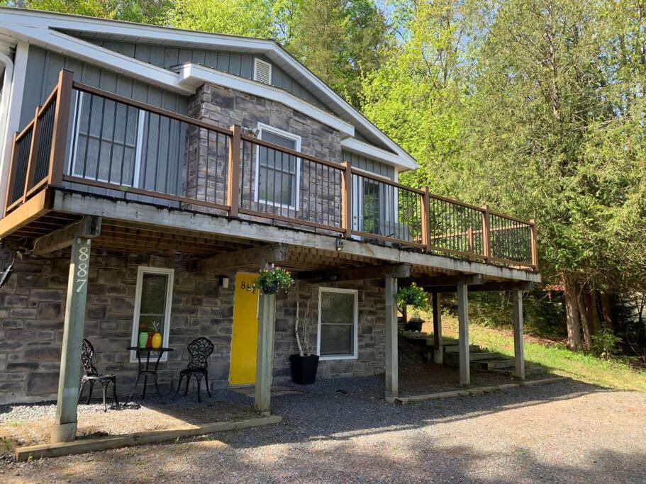 Chalet Émond - Petit Train du Nord, Golf et ski - Chambres d’hôtes Mont-Tremblant