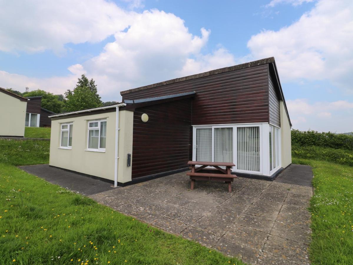 B&B Newton Abbot - Harcombe House Bungalow 11 - Bed and Breakfast Newton Abbot