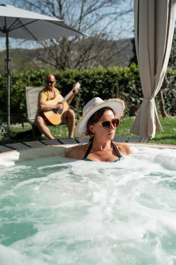 B&B Rossana - Baita nel Borgo Naturas con piscina idromassaggio privata e gratuita - Bed and Breakfast Rossana