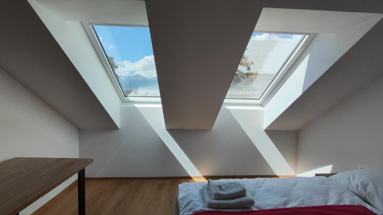 One-Bedroom Apartment with City View