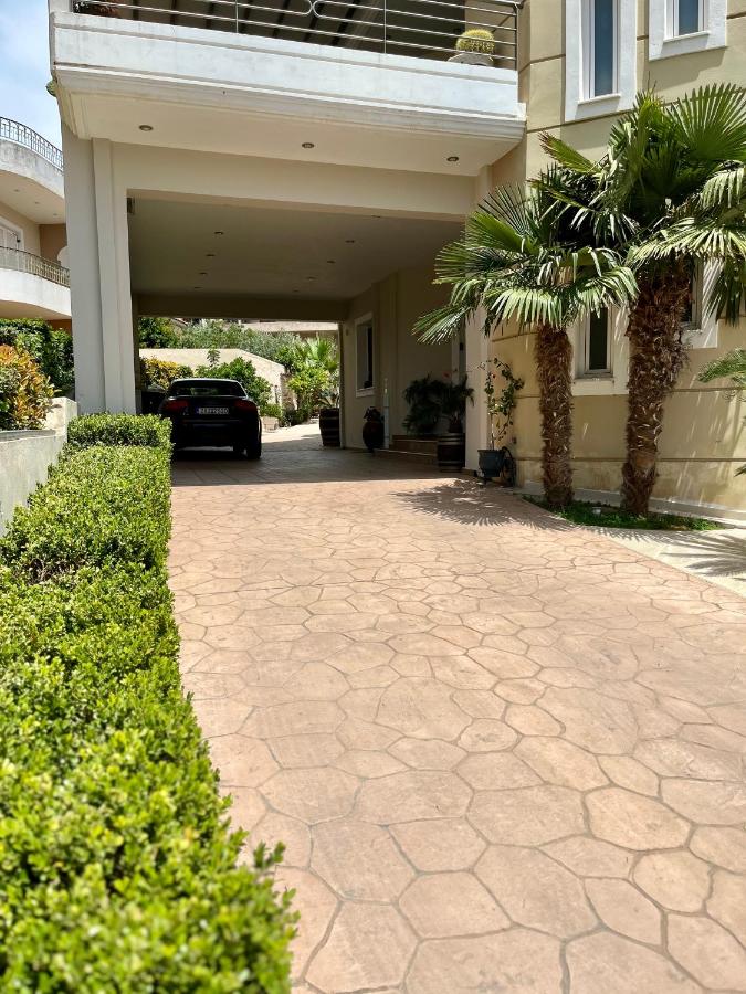 Lia's luxury apartment - near airport - Chambres d’hôtes Koropí